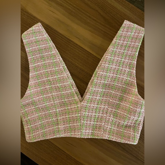 Pink and Green Tweed crop top - ZARA with sparkling buttons ๐๐ size small - Picture 5 of 5